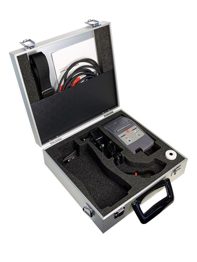 Impresora térmica en caja de aluminio. Incluye paquete de batería, cargador y cable de conexión